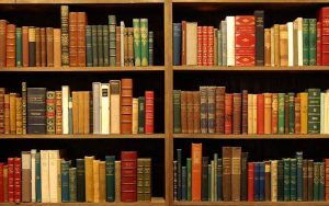 معرفی ۱۰ نمونه از برترین کتاب‌های کلاسیک به مناسبت هفته کتاب‌های ممنوعه